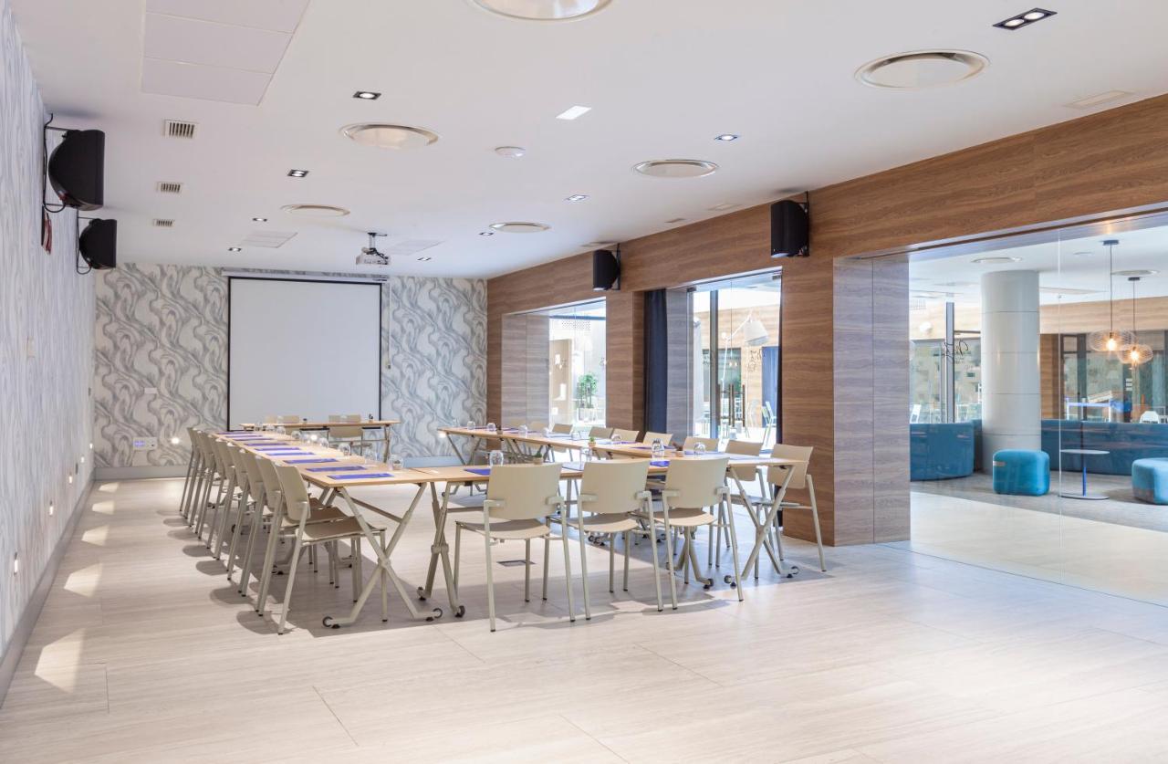 Hotel Macia Sevilla Kubb Екстериор снимка