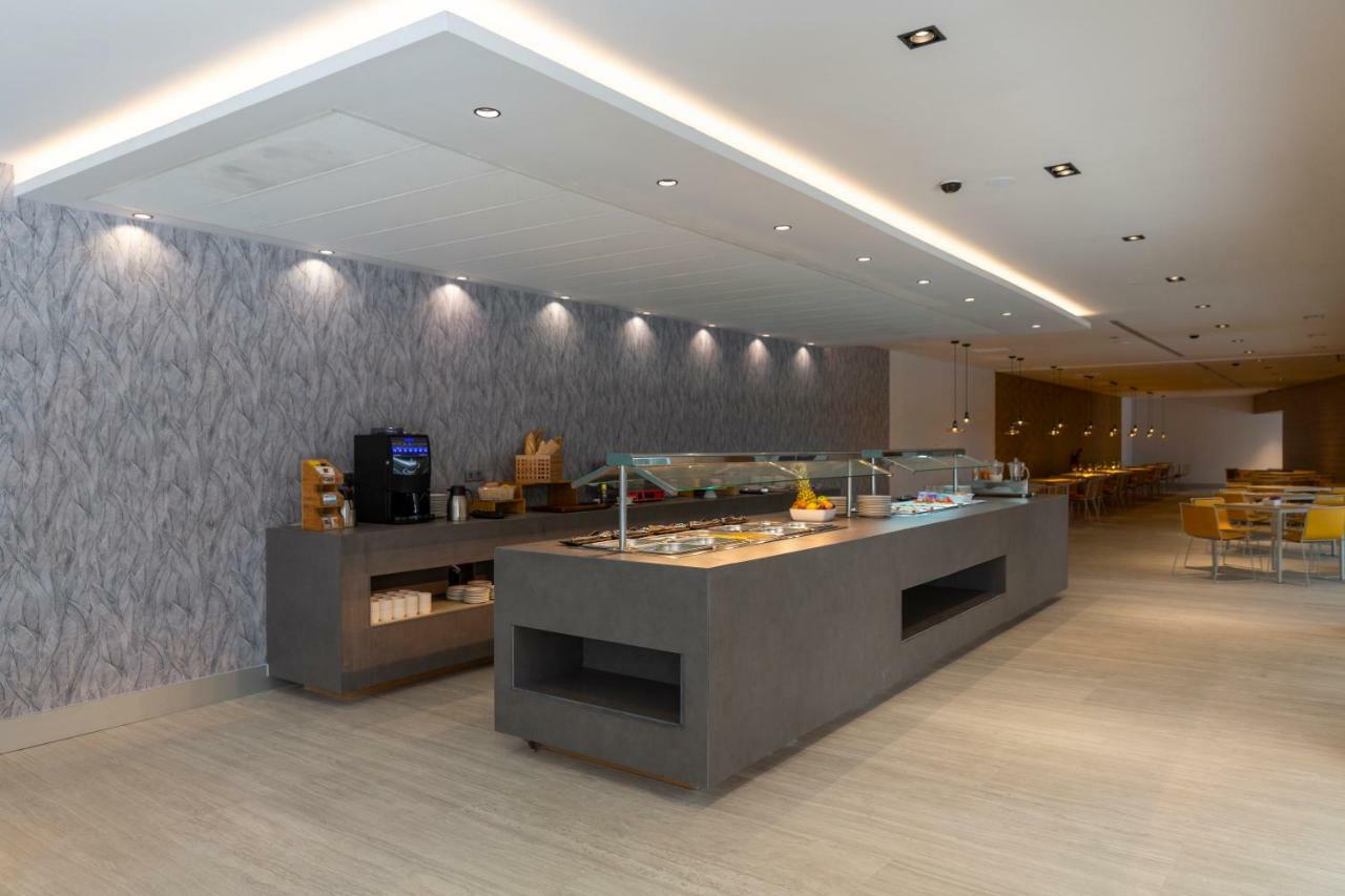 Hotel Macia Sevilla Kubb Екстериор снимка
